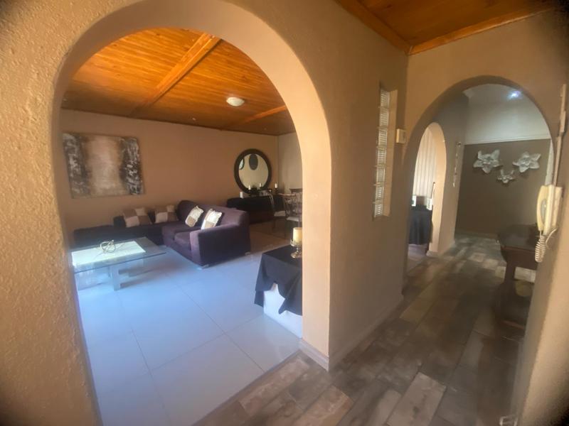3 Bedroom Property for Sale in Chrismar Western Cape